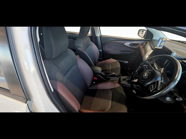 2025-Toyota-Starlet-Cross-15XS-Auto image:9