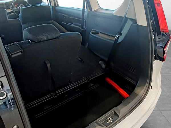 2026-Suzuki-Ertiga-15-GA image:5