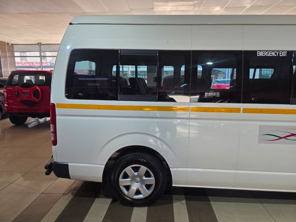 2023-Toyota-Quantum-25-D-4D-Sesfikile-16-seat image:2