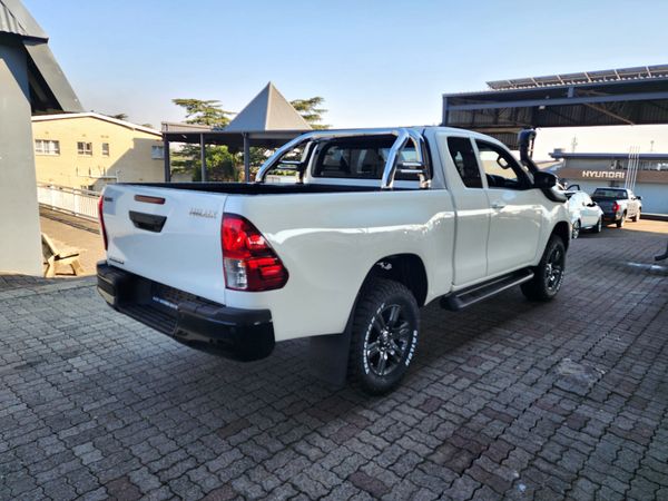 2024-Toyota-Hilux-24-GD-6-Raised-Body-Raider-Auto-Extended-Cab image:12