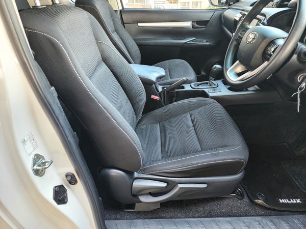 2024-Toyota-Hilux-24-GD-6-Raised-Body-Raider-Auto-Extended-Cab image:5