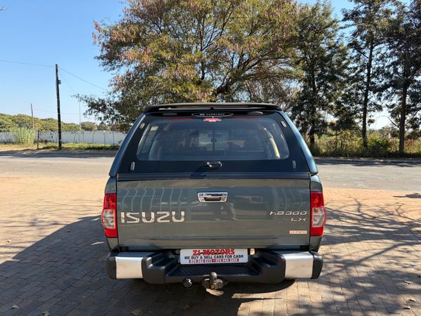 2008-Isuzu-KB-300D-Teq-Double-Cab-4x4-LX-Auto image:5