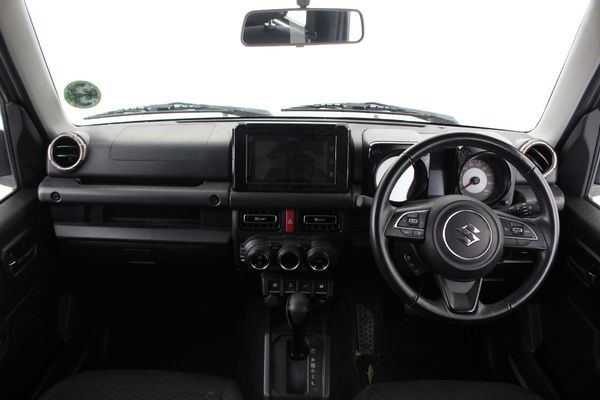 2022-Suzuki-Jimny-15-GLX-Auto image:1