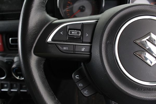 2022-Suzuki-Jimny-15-GLX-Auto image:4