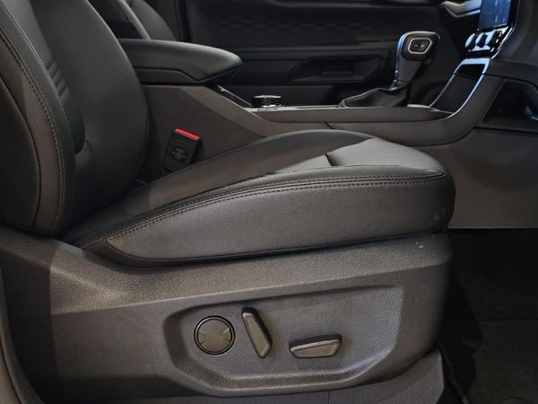 2026-Ford-Everest-20-Sit-Active-4x4-Auto image:12