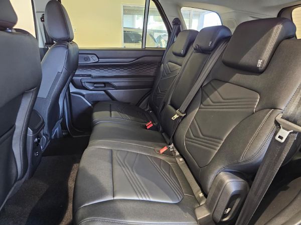 2026-Ford-Everest-20-Sit-Active-4x4-Auto image:8