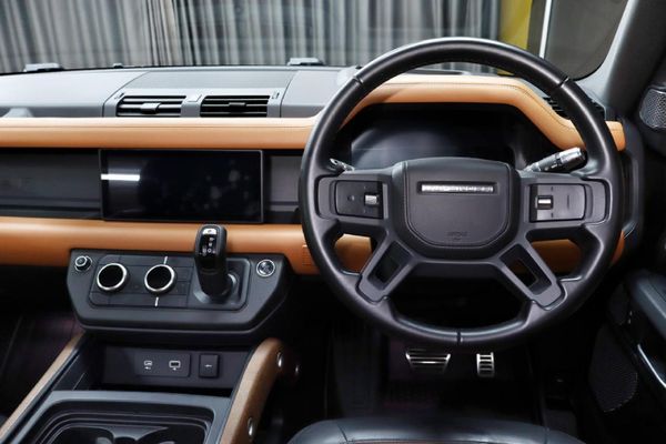 2021-Land-Rover-Defender-110-D300-X-221kW image:9