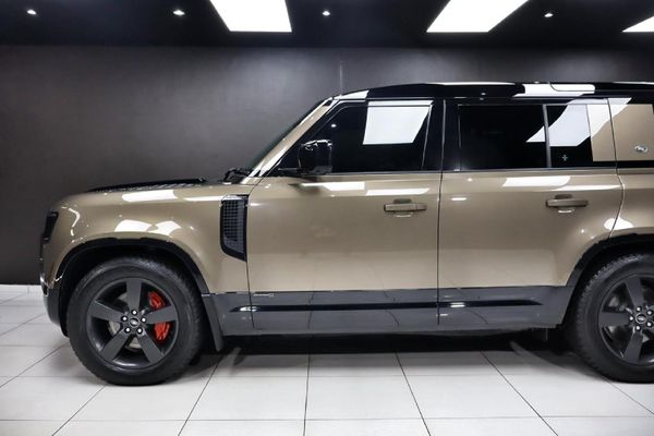 2021-Land-Rover-Defender-110-D300-X-221kW image:2