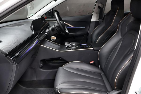 2023-Omoda-C5-15T-Luxury-S image:14