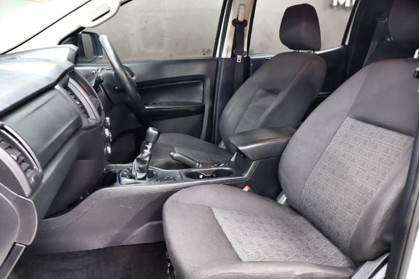 2021-Ford-Ranger-22-TDCi-XL-Double-Cab image:13