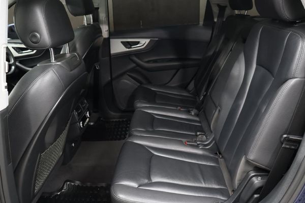 2019-Audi-Q7-30-TDI-quattro-Auto-45-TDI image:16