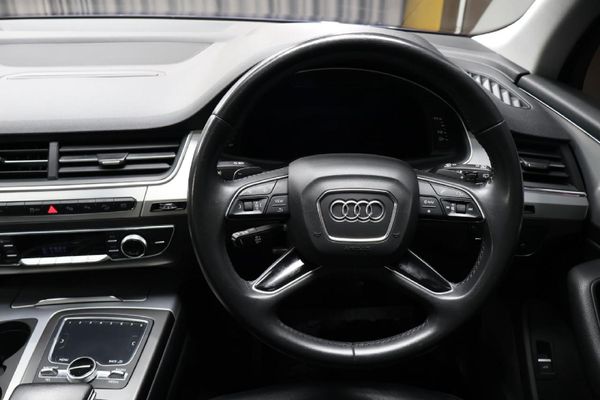2019-Audi-Q7-30-TDI-quattro-Auto-45-TDI image:7