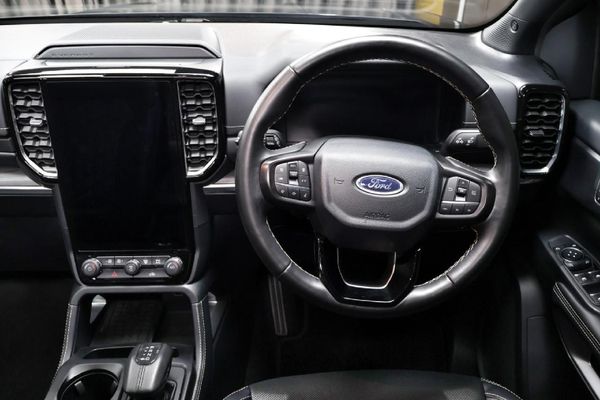 2025-Ford-Everest-30D-V6-Platinum-AWD-Auto image:9