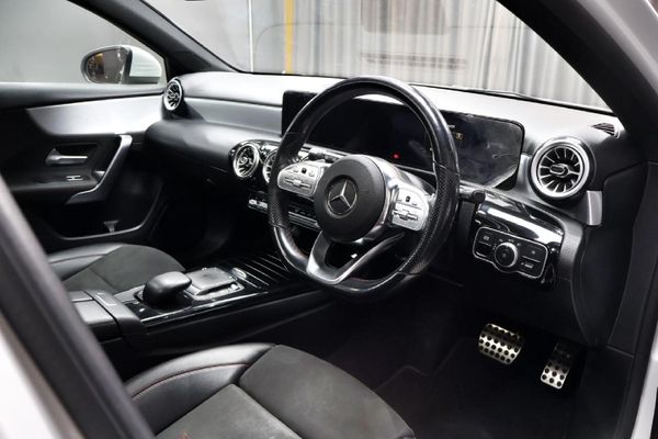 2022-Mercedes-Benz-A-Class-A-200-Progressive-Auto image:11