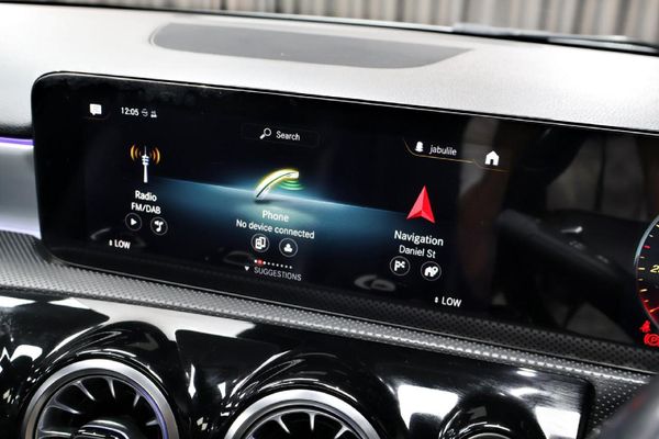 2022-Mercedes-Benz-A-Class-A-200-Progressive-Auto image:13