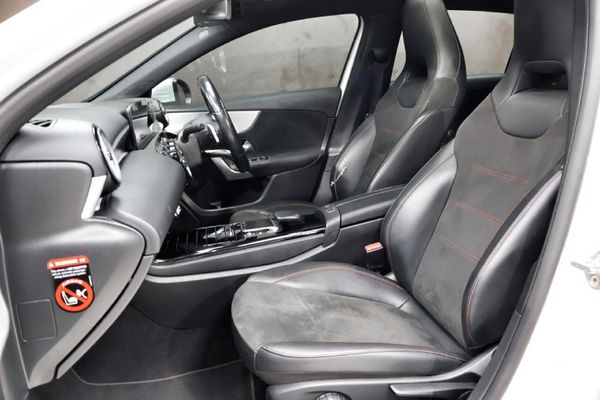 2022-Mercedes-Benz-A-Class-A-200-Progressive-Auto image:17