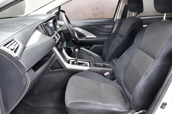 2023-Mitsubishi-Xpander-15 image:13
