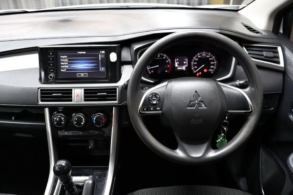 2023-Mitsubishi-Xpander-15 image:6