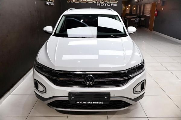 2024-Volkswagen-T-Roc-14-TSI-Design-Auto image:2