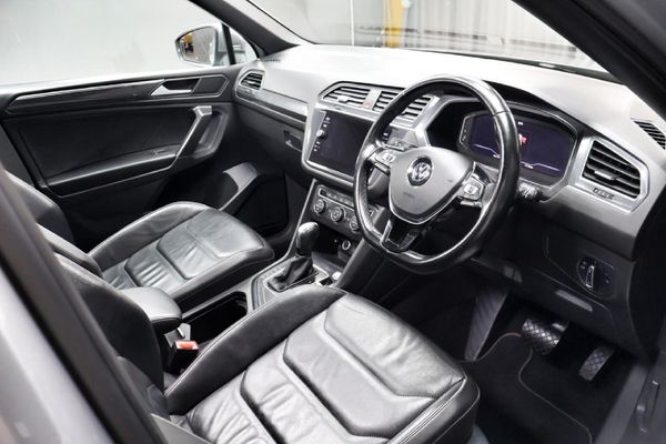 2021-Volkswagen-Tiguan-14-TSI-R-Line-DSG-Auto-110kW image:9
