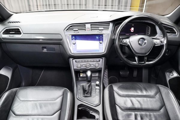 2021-Volkswagen-Tiguan-14-TSI-R-Line-DSG-Auto-110kW image:7