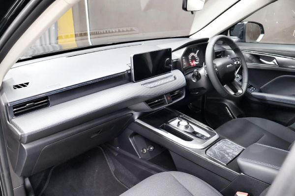 2026-Haval-Jolion-15T-City-Plus-DCT image:10