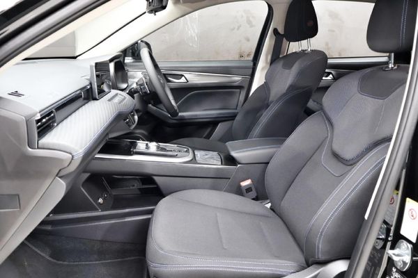 2026-Haval-Jolion-15T-City-Plus-DCT image:11