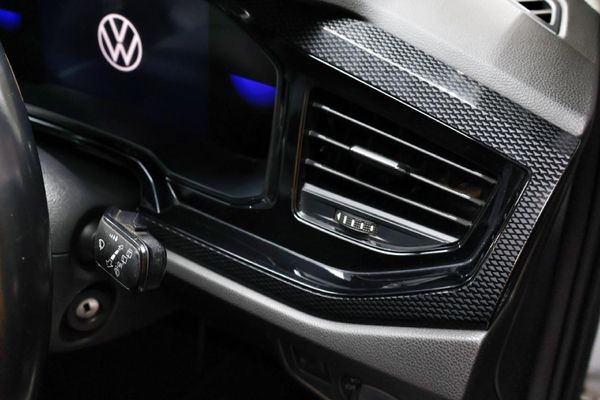 2022-Volkswagen-Polo-10-TSI-Life-Auto-DSG image:16