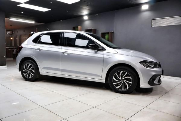 2022-Volkswagen-Polo-10-TSI-Life-Auto-DSG image:25