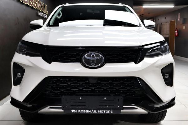 2022-Toyota-Fortuner-24-GD-6-4x4-Auto image:26