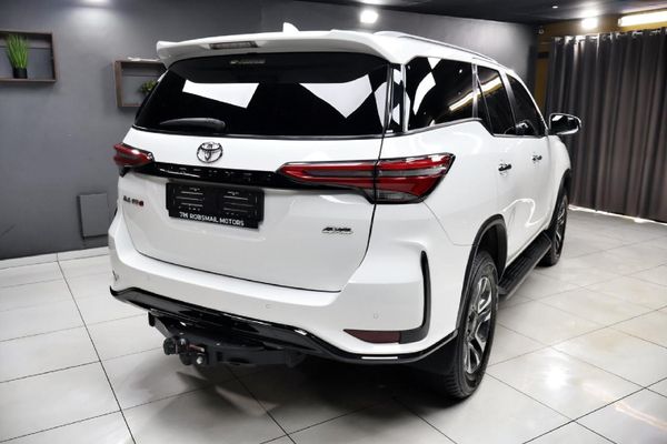 2022-Toyota-Fortuner-24-GD-6-4x4-Auto image:29