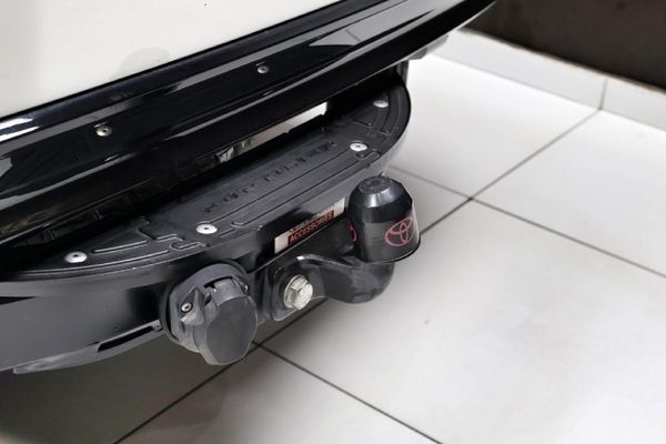 2022-Toyota-Fortuner-24-GD-6-4x4-Auto image:6