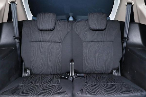 2026-Suzuki-Ertiga-15-GA image:18