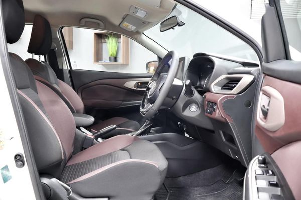 2026-Toyota-Starlet-Cross-15XR-Auto image:19