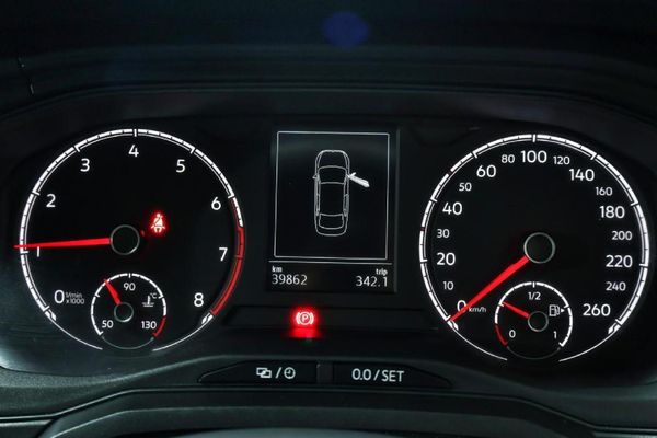 2024-Volkswagen-Polo-Classic-16-Life image:16