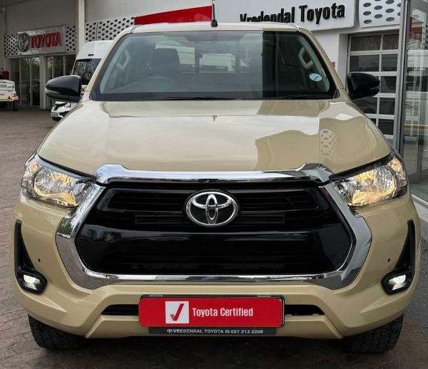 2022-Toyota-Hilux-24-GD-6-Raised-Body-Raider-Auto-Extended-Cab image:1