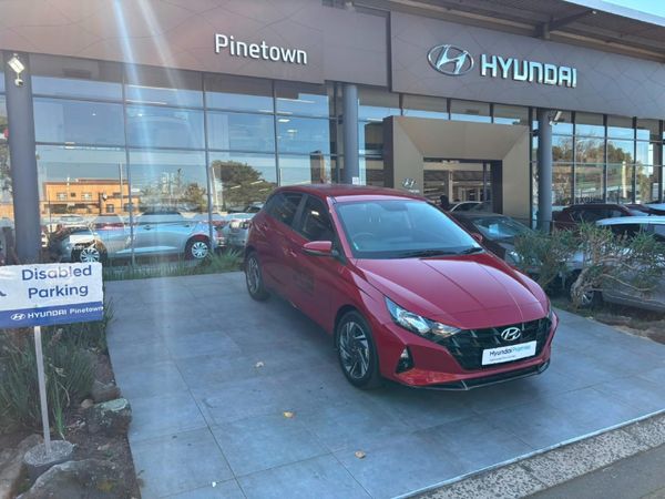 2023-Hyundai-i20-12-Fluid image:3