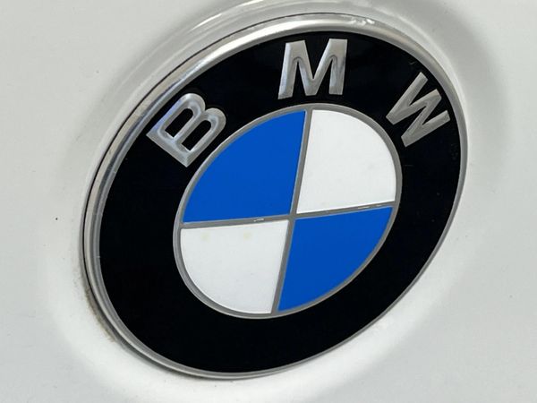 2020-BMW-3-Series-320i-M-Sport-Launch-Edition image:11
