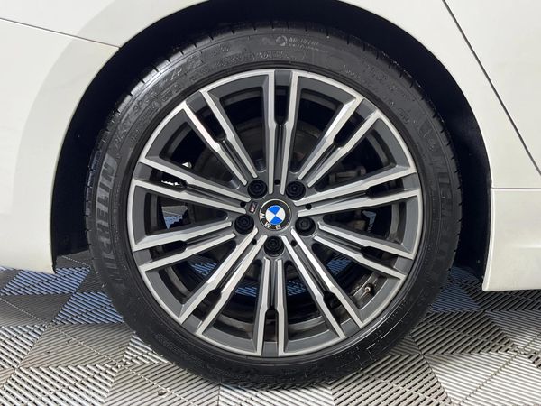 2020-BMW-3-Series-320i-M-Sport-Launch-Edition image:6
