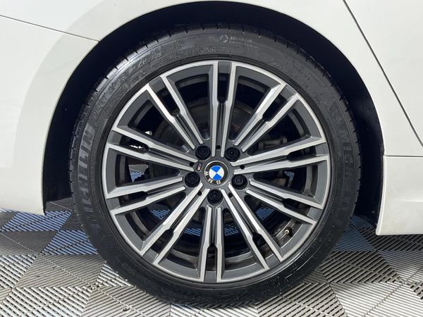 2020-BMW-3-Series-320i-M-Sport-Launch-Edition image:7