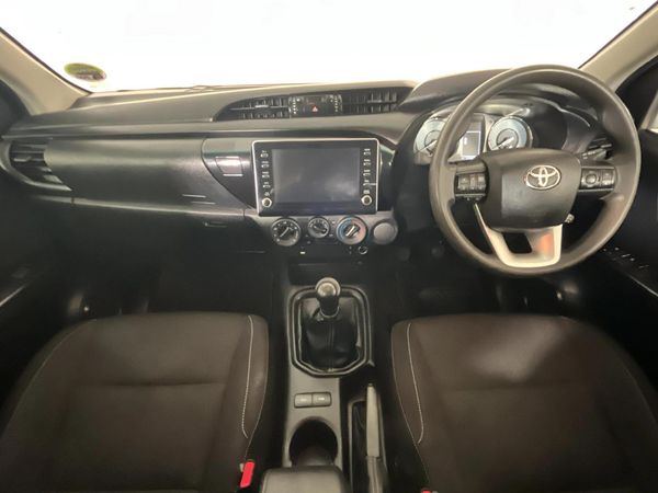 2021-Toyota-Hilux-24-GD-6-Raised-Body-Raider-Double-Cab image:1