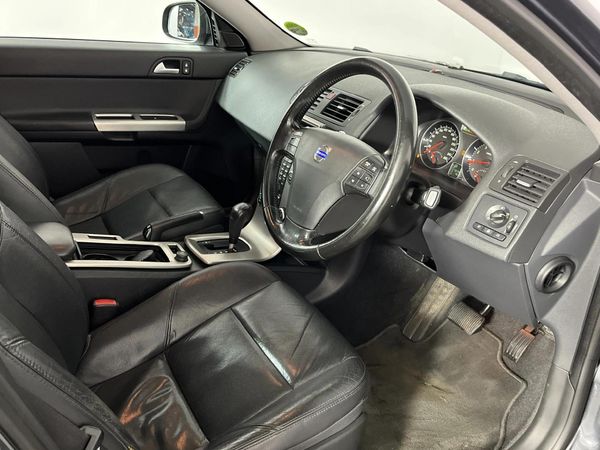 2009-Volvo-S40-T5-Auto image:9