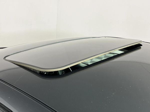 2009-Volvo-S40-T5-Auto image:13