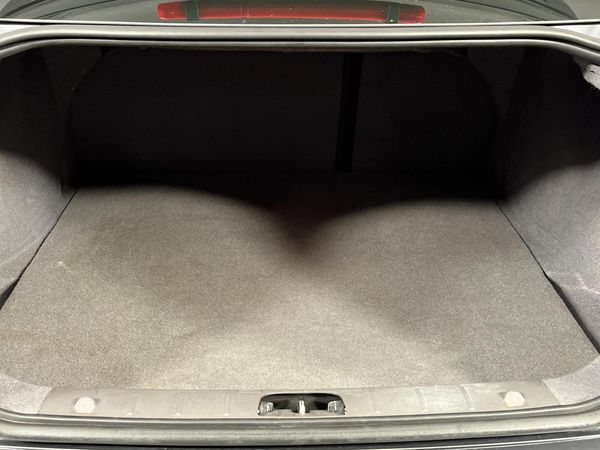 2009-Volvo-S40-T5-Auto image:15