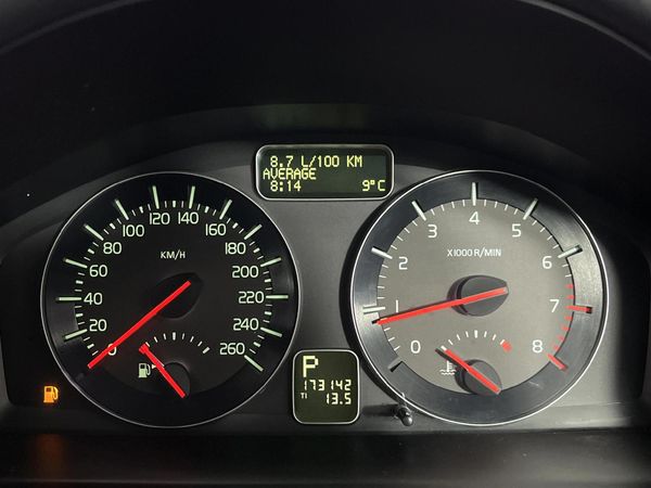 2009-Volvo-S40-T5-Auto image:2