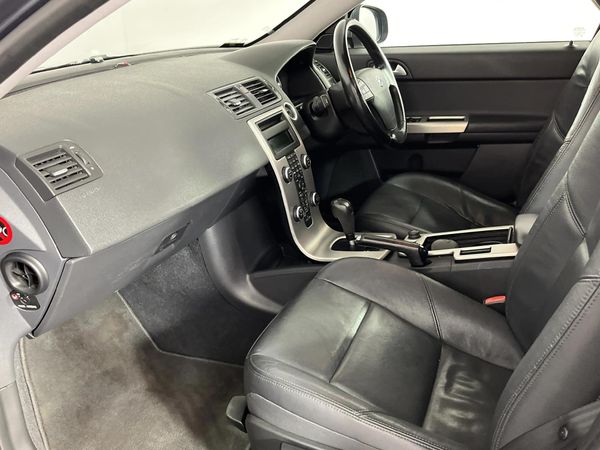 2009-Volvo-S40-T5-Auto image:8