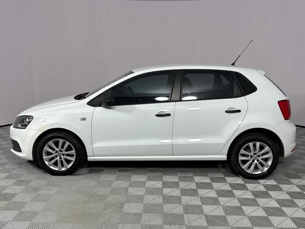 2019-Volkswagen-Polo-Vivo-14-Trendline-5-dr image:15