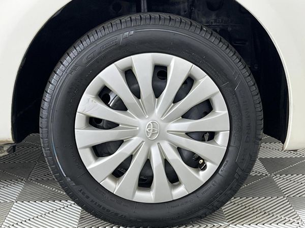 2014-Toyota-Etios-15-Xi-5-dr image:5