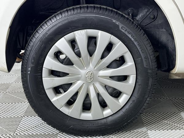 2014-Toyota-Etios-15-Xi-5-dr image:7