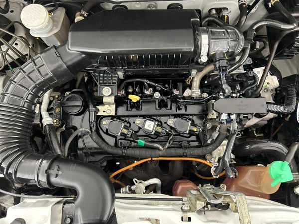 2022-Suzuki-S-Presso-10-GL-Auto image:13